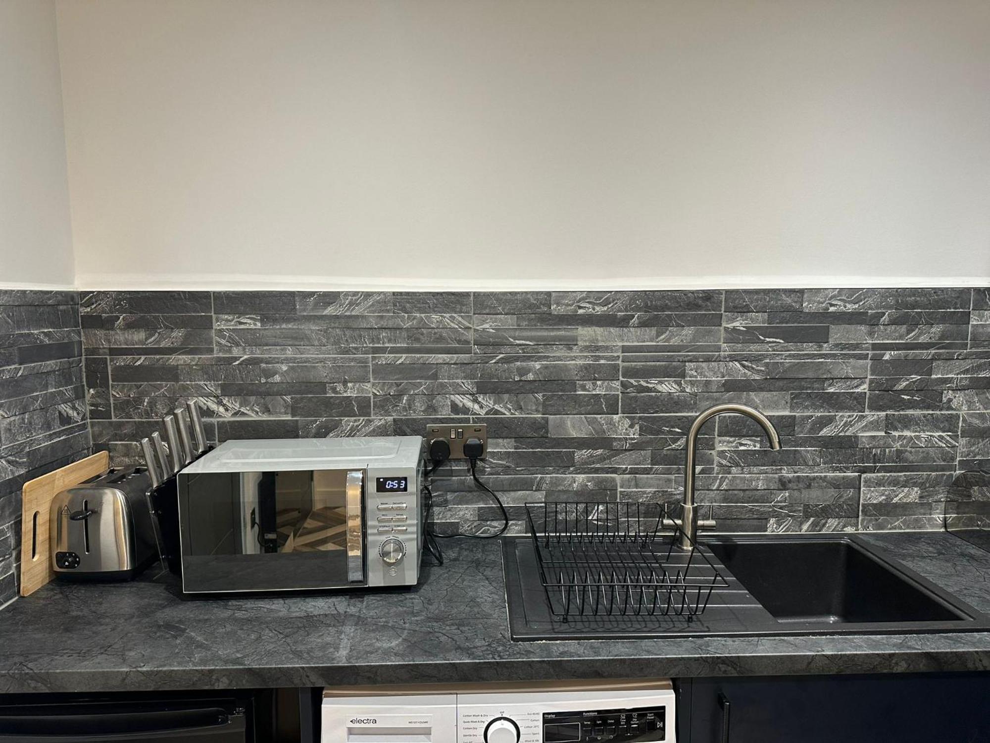 Newark House Premium Apartments With Sofa Beds - Wifi - Free Parking - Perfect For Contractors! Peterborough Luaran gambar